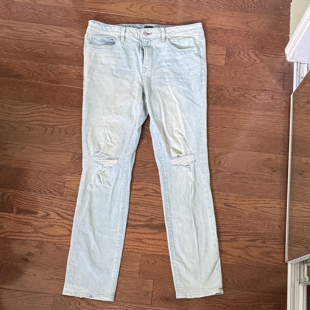 NWOT Express mens skinny stretch distressed jeans - light was 32 x 32